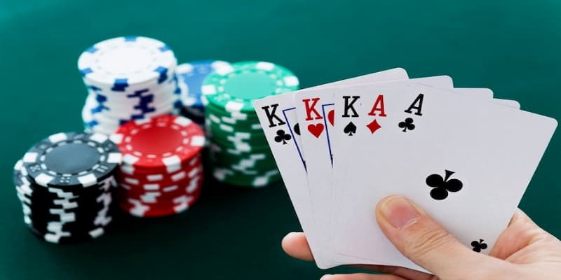 Luật chơi của 3 cây khác biệt so với các trò như phỏm, tiến lên