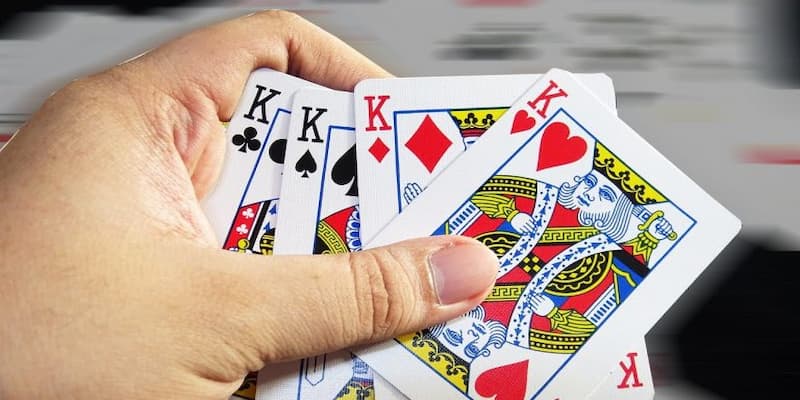 Mơ 2 người lạ mất hết tài sản vì đánh bài dốt đánh lô đề 31